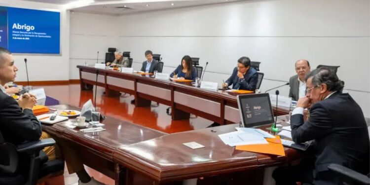 Asobancaria y el Gobierno acuerdan alivios financieros para damnificados por el invierno