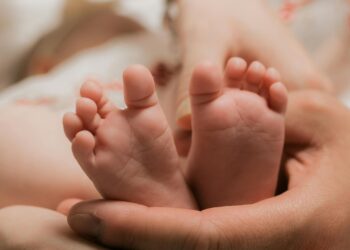 Volcamiento de camioneta en la vía Maicao–Paraguachón deja varios lesionados