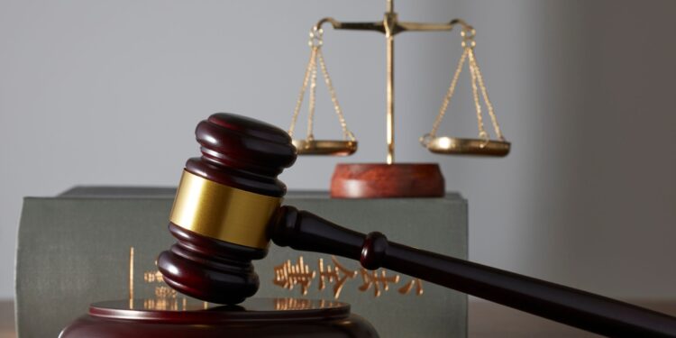 Diputado Luis Lobo sostiene denuncia sobre ICBF mientras defensa de Arlithon Jaruffe exige retractación