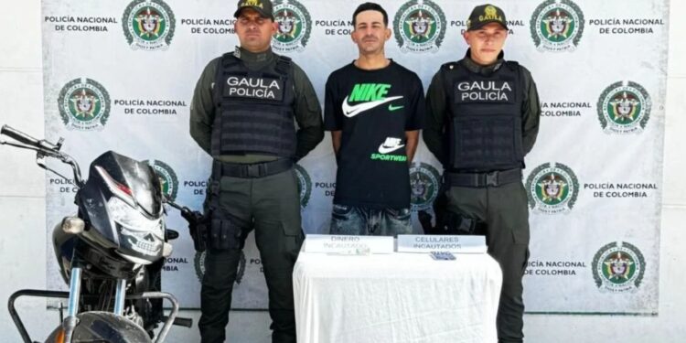 Capturan a presunto integrante de las ACSN involucrado en extorsión contra transportadores en Santa Mart