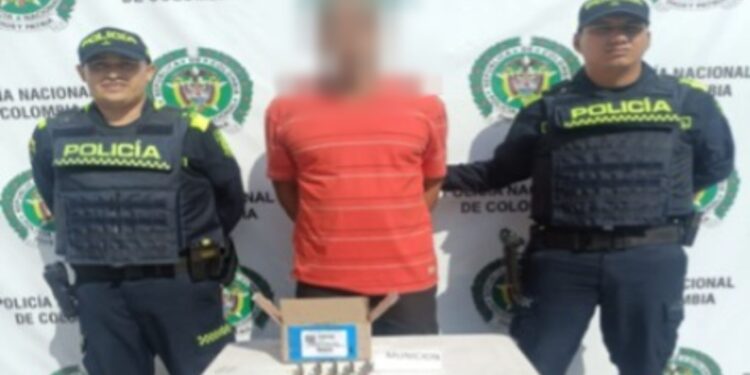 Capturan a hombre con 44 municiones en la Terminal de Transporte de Santa Marta