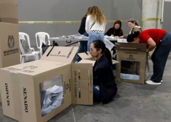 Modernización de la democracia con voto electrónico