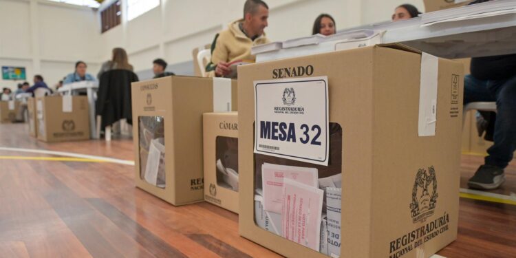 Turbulencia y silencio político estremecen la conciencia