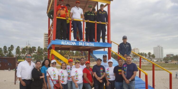 Alcalde de Riohacha entrega nueva estación salvavidas en las playas