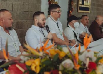 Fiscalía suspende órdenes de captura contra 23 jefes criminales en Medellín en medio de proceso de paz