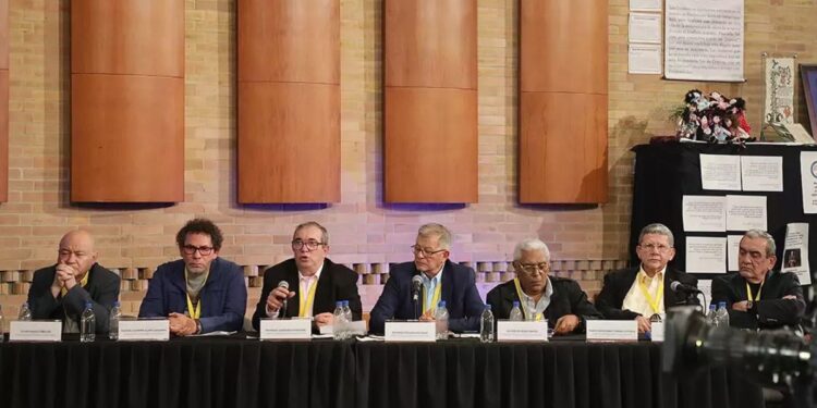 Exsecretariado de las FARC admite ante la JEP reclutamiento de 18.677 niños y reconoce abusos sexuales