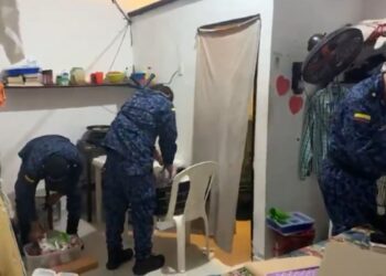 INPEC interviene 122 cárceles en megaoperativo y decomisa celulares y drogas