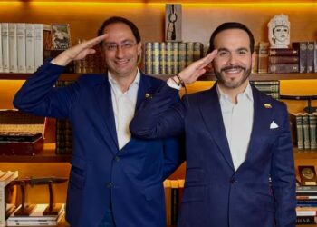 Como si gobernar fuera soplar y hacer botellas…