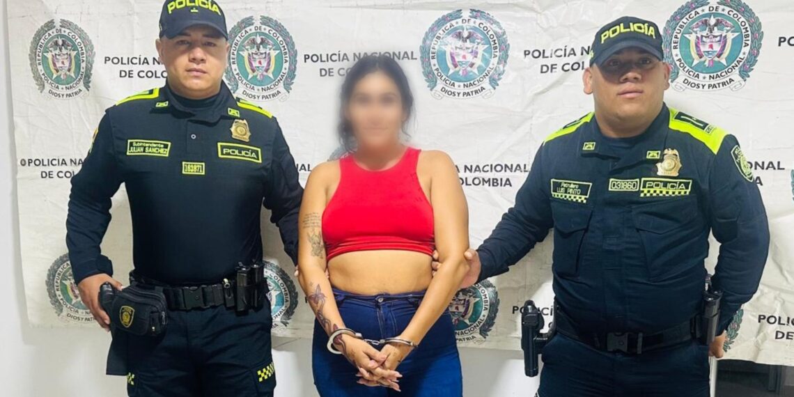 Capturan en flagrancia a mujer por agresión a funcionaria de la Policía en San Juan del Cesar