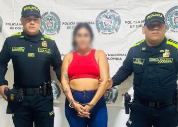 Capturan en flagrancia a mujer por agresión a funcionaria de la Policía en San Juan del Cesar