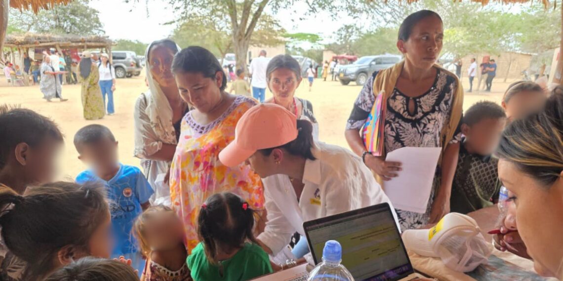 Más de 300 niños wayuu reciben atención en feria de servicios liderada por la Procuraduría en La Guajira
