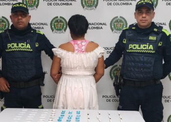 Capturada por presunto tráfico de estupefacientes durante labores de patrullaje en Riohacha