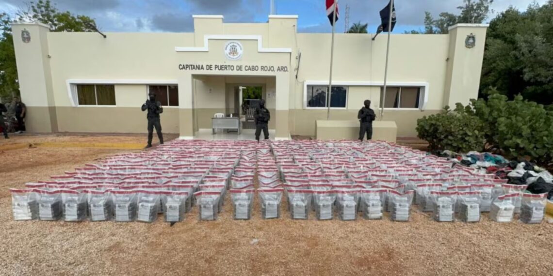 Golpe al narcotráfico: incautan 1,6 toneladas de cocaína enviadas desde La Guajira hacia EE. UU.