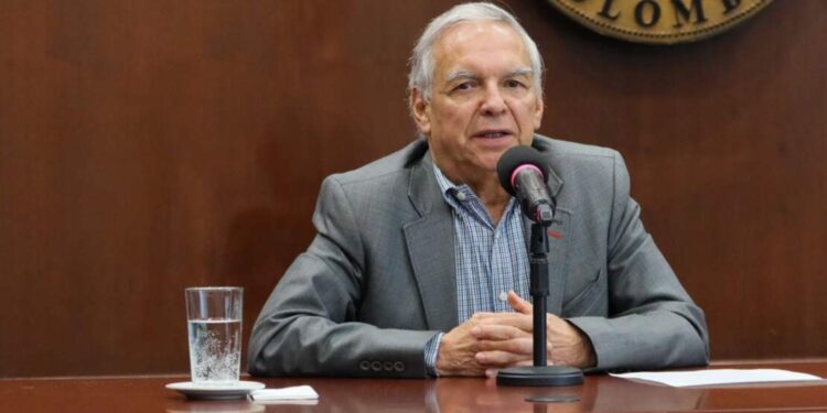 Dejan en libertad a exministro Ricardo Bonilla por vencimiento de términos en caso UNGRD