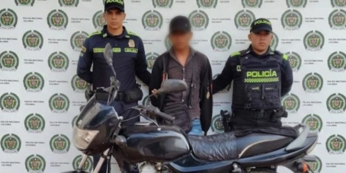 Capturan a joven que se movilizaba en motocicleta reportada como hurtada en zona rural de Riohacha