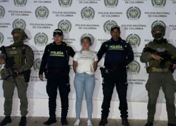 Capturan en Mingueo a alias “La Tía”, presunta cabecilla logística de las ACSN vinculada a crimen de un menor