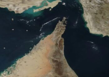 Irán reabre el estrecho de Ormuz en medio de la tregua