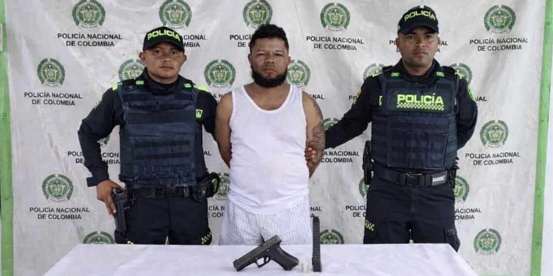 Policía Nacional captura en Maicao a hombre por porte ilegal de arma de fuego
