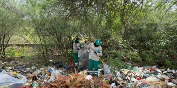 Intervienen punto crítico en la vía Riohacha–Maicao con jornada de limpieza y recuperación