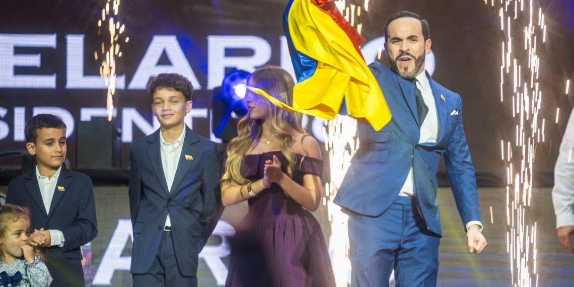 El outsider sacará más votos que Cepeda