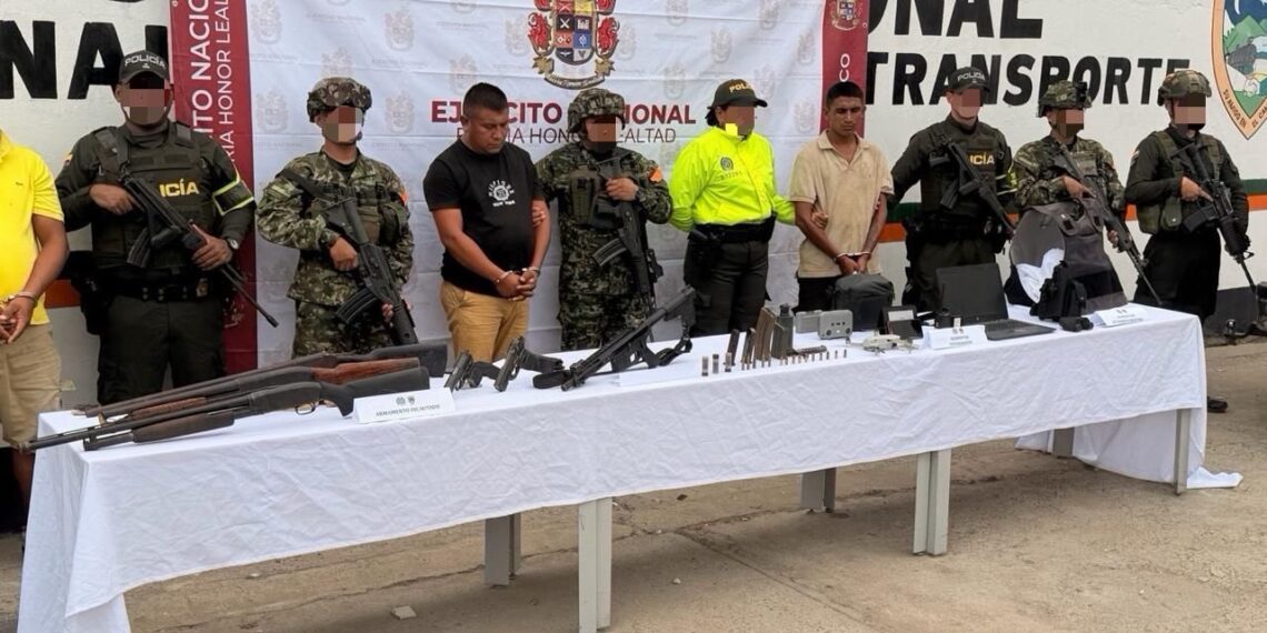 Capturan a tres presuntos integrantes de “Los del 47” durante operativo en zona rural de Manaure