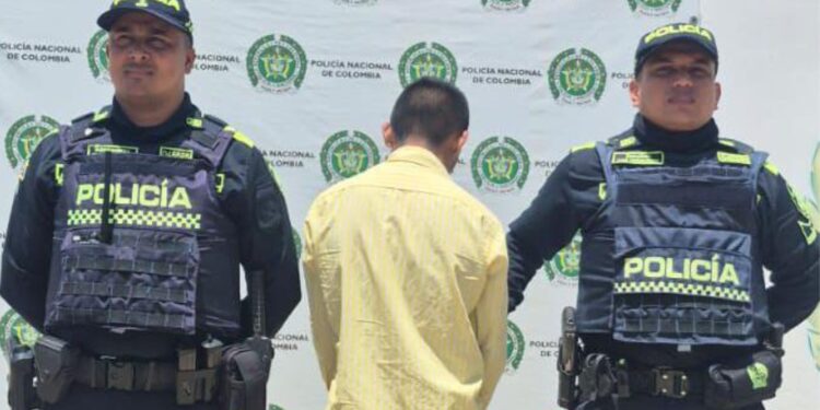 Capturan en Uribia a joven por presuntas amenazas contra su expareja e incumplimiento de medida judicial