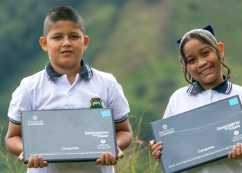Gobierno Petro supera la meta de formación en talento digital con más de un millón de personas capacitadas