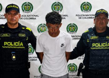 Capturan a joven señalado de hurtar celular a un menor en el barrio Altos de Parrantial, en Maicao