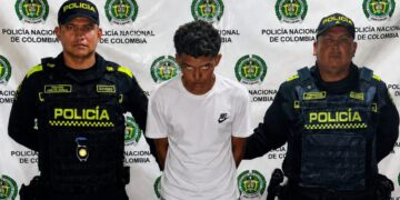 Capturan a joven señalado de hurtar celular a un menor en el barrio Altos de Parrantial, en Maicao