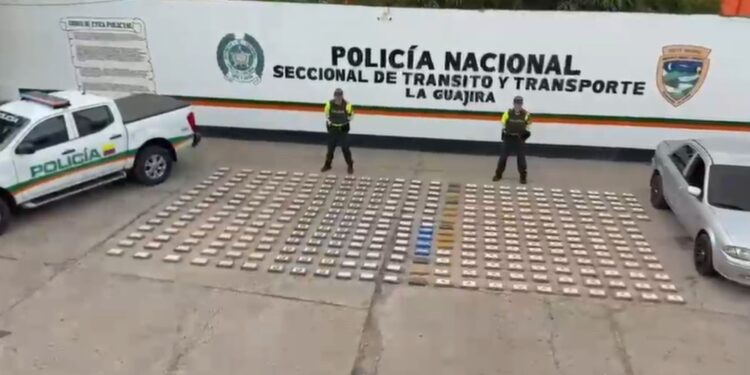 Incautan 350 kilos de cocaína en vías de La Guajira; cargamento tendría como destino Centroamérica y Norteamérica