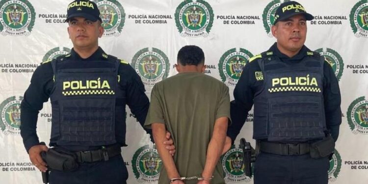 Capturado por presunto tráfico de estupefacientes durante patrullajes en Maicao
