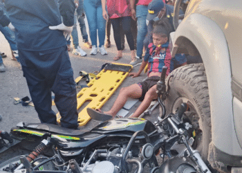 Accidente entre camioneta y motocicleta deja un herido en Fonseca