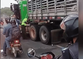 Accidente entre buseta y camión dejó varios lesionados en la Vía Oriental