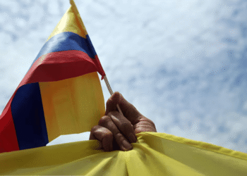 Crece tensión política y críticas por falta de debates rumbo a elecciones