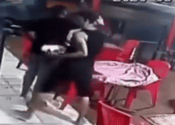Pánico por intento de atraco en puesto de comidas rápidas en Barranquilla