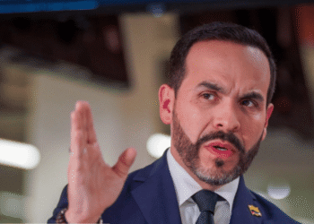 Campaña de Abelardo De La Espriella desmiente ofrecimientos de dinero para asistir a evento en Barranquilla