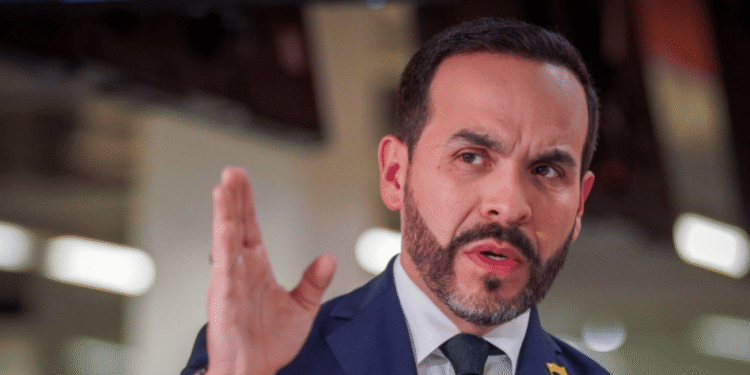 Campaña de Abelardo De La Espriella desmiente ofrecimientos de dinero para asistir a evento en Barranquilla
