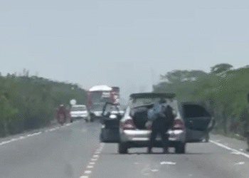 Hombres armados asaltan vehículo con pasajeros en vía Maicao – Riohacha