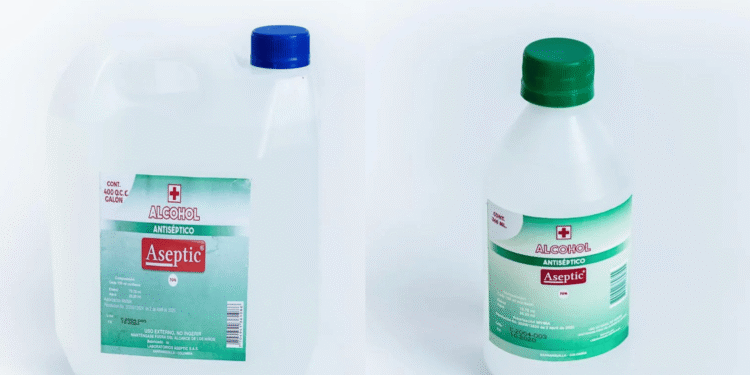 Autoridades alertan por distribución irregular de alcohol antiséptico en Barranquilla
