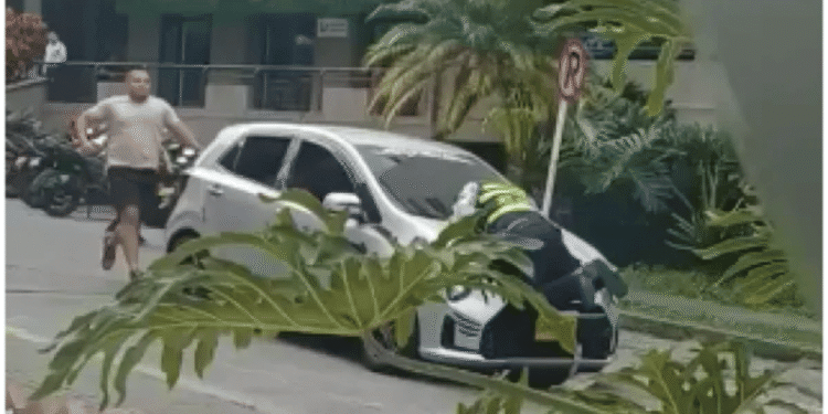 Conductor agredió y arrastró a agente de tránsito durante operativo en Armenia