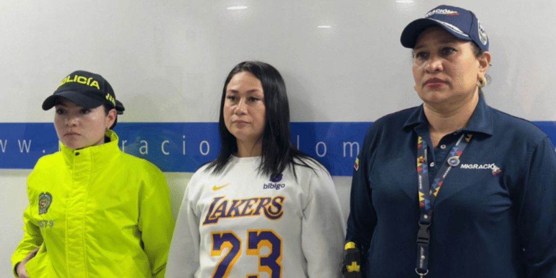 Alias ‘Pelirroja’, una de las más buscadas de Colombia, fue expulsada de Chile y capturada en Bogotá