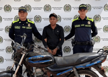 Capturan a hombre con motocicleta reportada como hurtada en Cotoprix