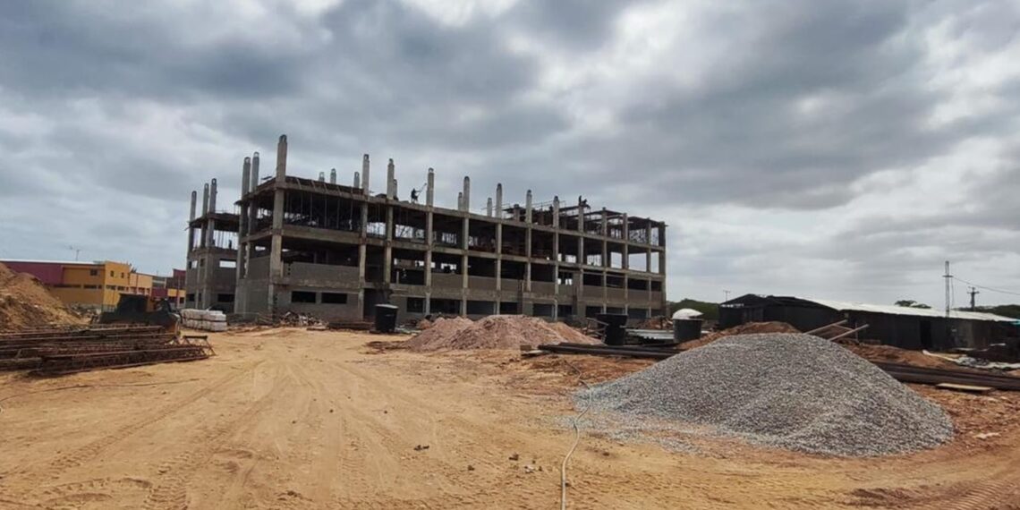 Avanza construcción de nuevo bloque de Arquitectura en la Universidad de La Guajira, sede Riohacha: ampliará más de 2.500 cupos estudiantiles