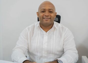 Christian Bermúdez renuncia al Concejo y confirma su aspiración a la Alcaldía de Riohacha