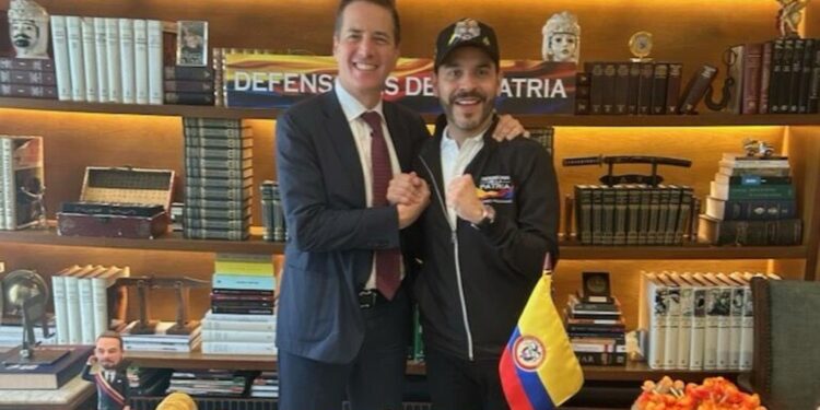 Abelardo De la Espriella y el senador estadounidense Bernie Moreno sostuvieron un encuentro político