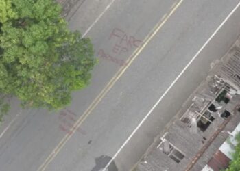 Disidencias de “Calarcá” responde al ultimátum de De La Espriella con explosivos y hostigamientos en la Troncal de Occidente