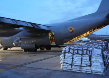 Colombia envía tercer vuelo humanitario a Venezuela y repatriará de 47 connacionales