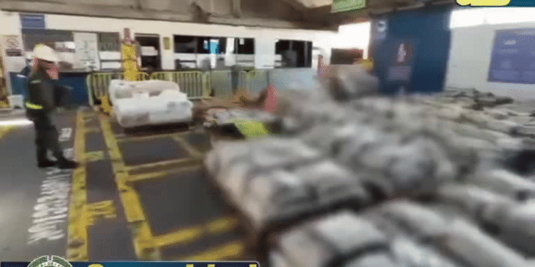 Incautan 2,4 toneladas de cocaína ocultas en productos derivados del café en Cartagena