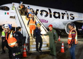 Brigadas internacionales llegan a Venezuela para apoyar las labores de rescate