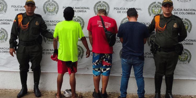 Tres capturados en Riohacha por presunto transporte ilegal de madera